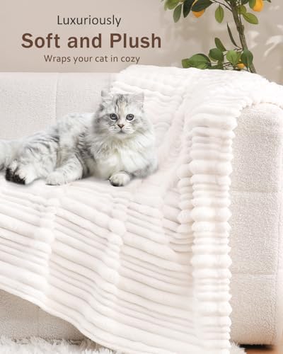HOMRITAR White 30x40 Baby Blanket with Striped Design
