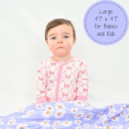 LollyBanks Daisy Print Muslin 6 Layer Blanket