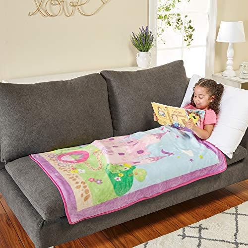 EVERYDAY KIDS Toddler Throw Blanket - Princess Storyland