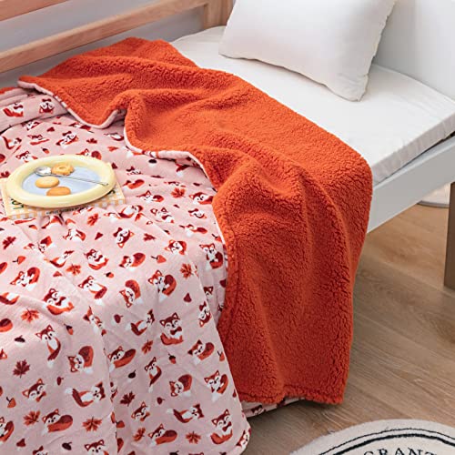 DaysU Plush Flannel Sherpa Baby Blanket with Fox Print 1