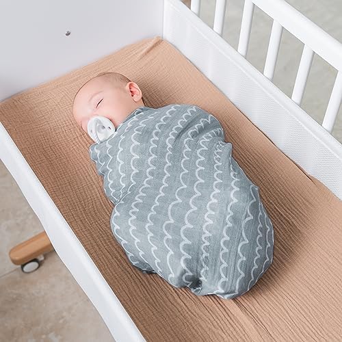 Comfy Cubs 4-Pack Muslin Swaddle Blankets 47x47 Inches