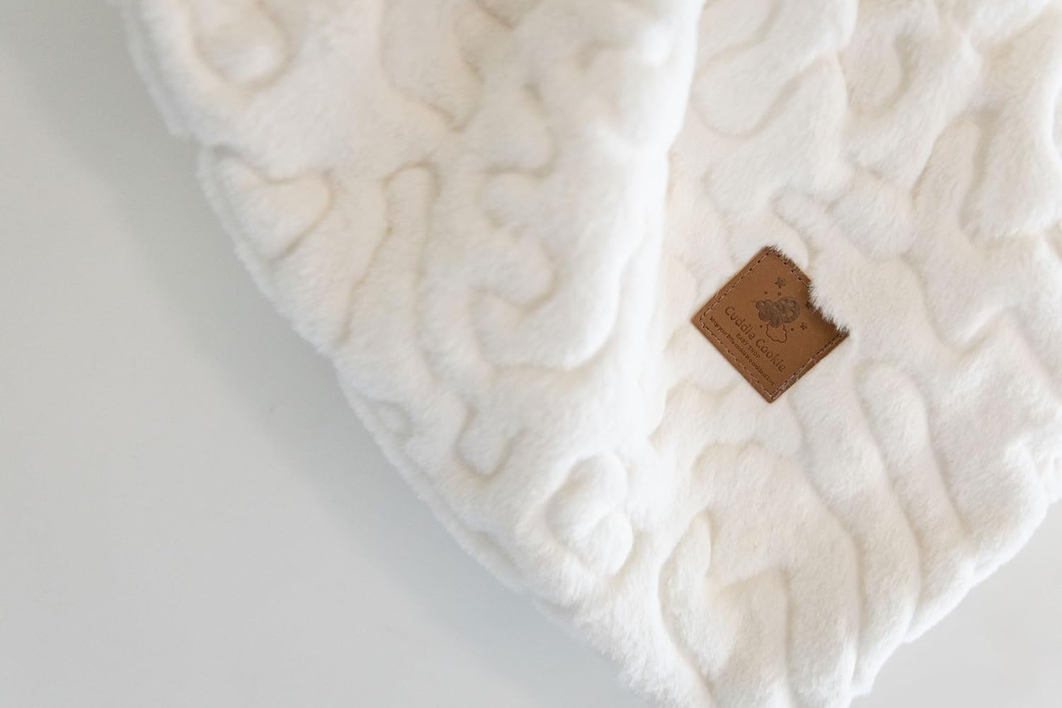 Cuddle Cookie Baby Solid Faux Fur Blanket Ivory