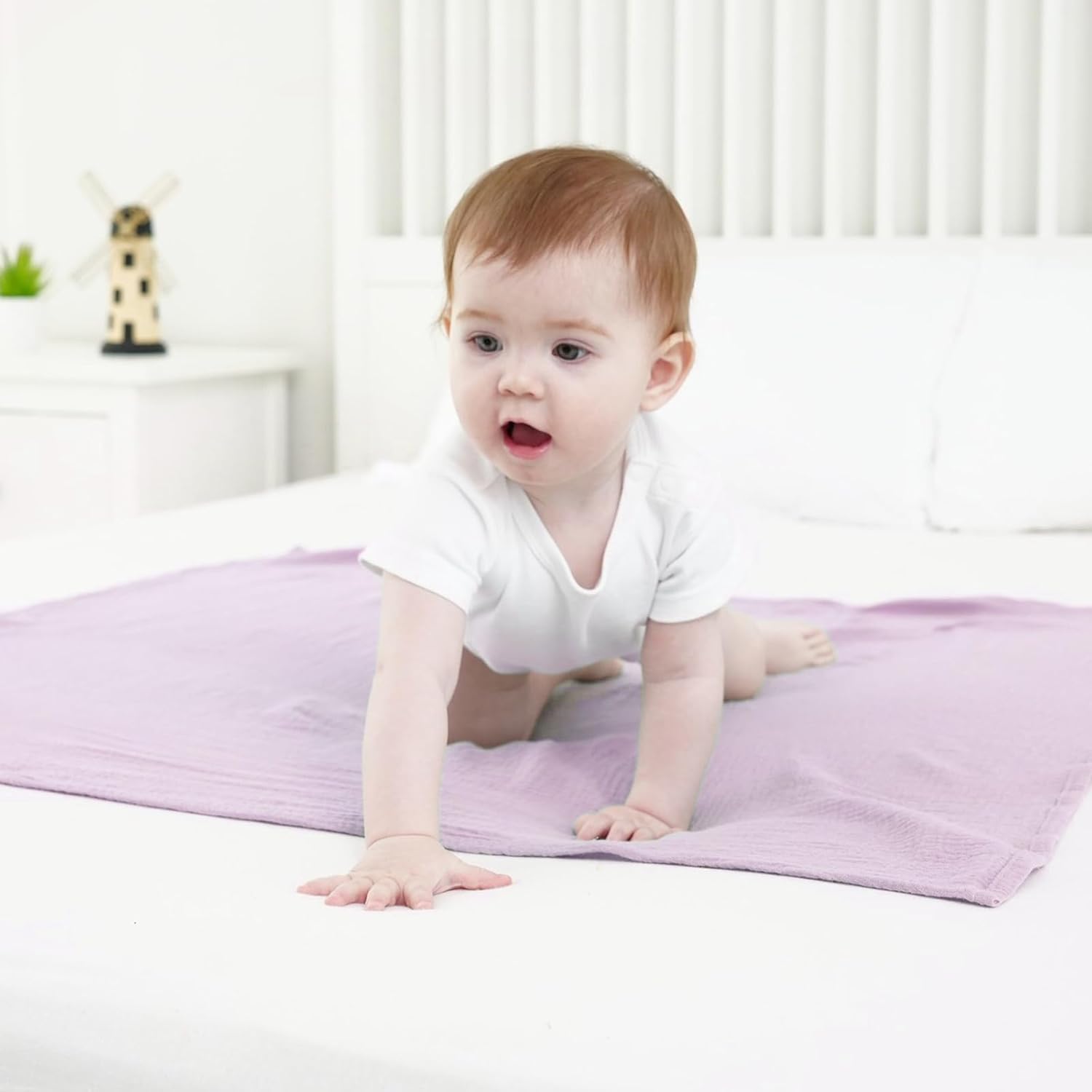 Synrroe Muslin Swaddle Blankets 2 Pack - 40x40 Inches Soft Breathable Baby Blankets