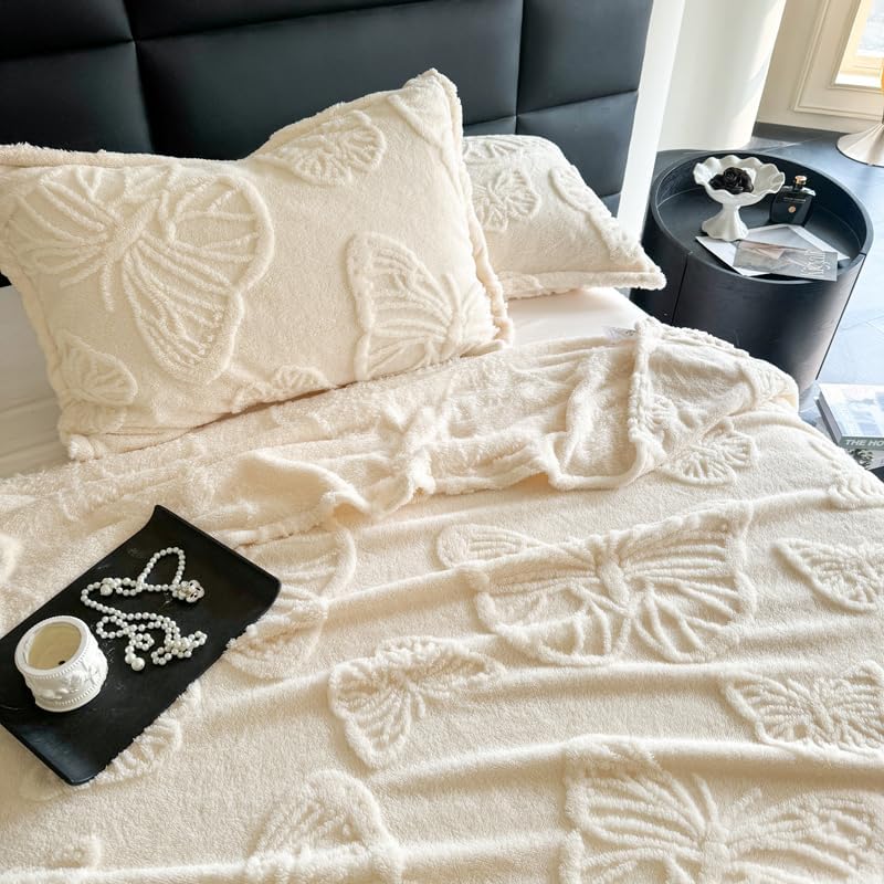 ITFRO Flannel Throw Blanket with Butterfly Pattern