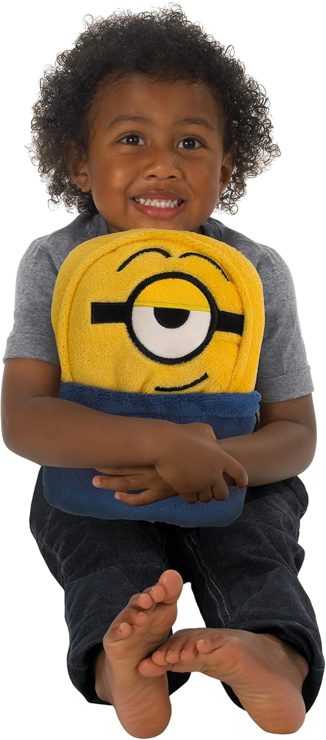 NoJo Lazy Minions Club Toddler Blanket