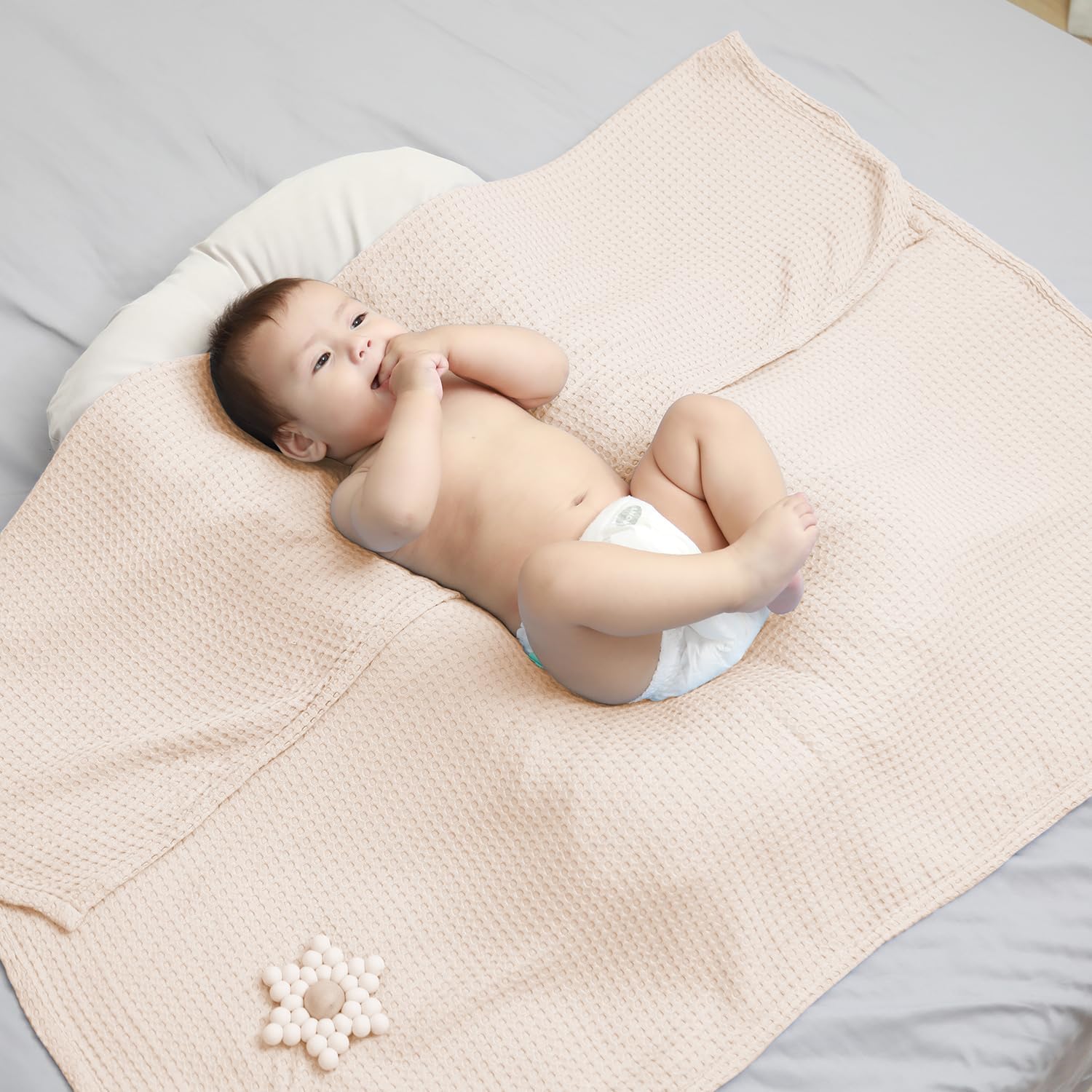 Kloovete 36x40 Inch Waffle Weave Blanket for Newborn