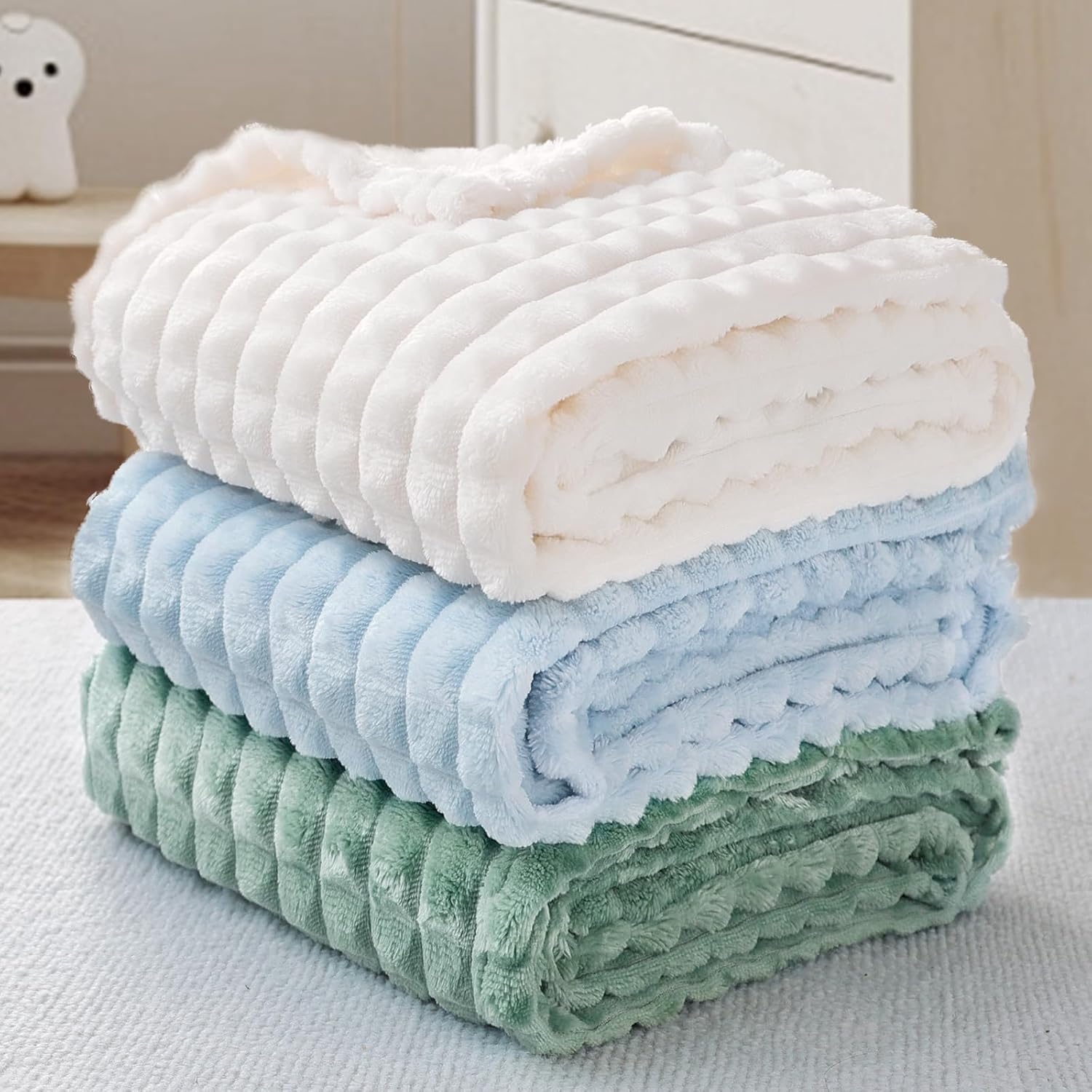 Yameishy Fleece Baby Blanket - 30x40 Inch Ultra Soft 3D Grid Design