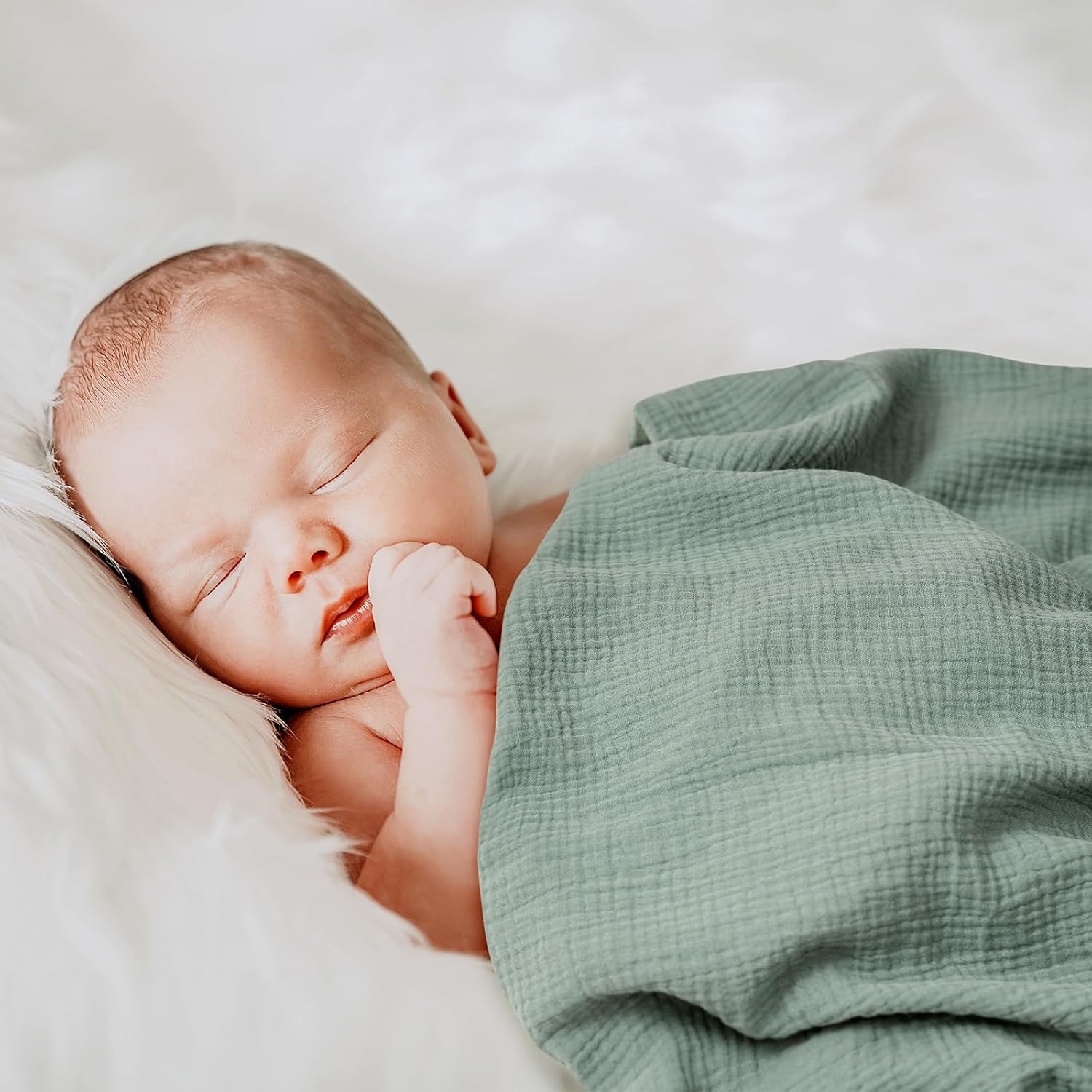 GLLQUEN BABY 4-Pack Muslin Swaddle Blankets for Newborns