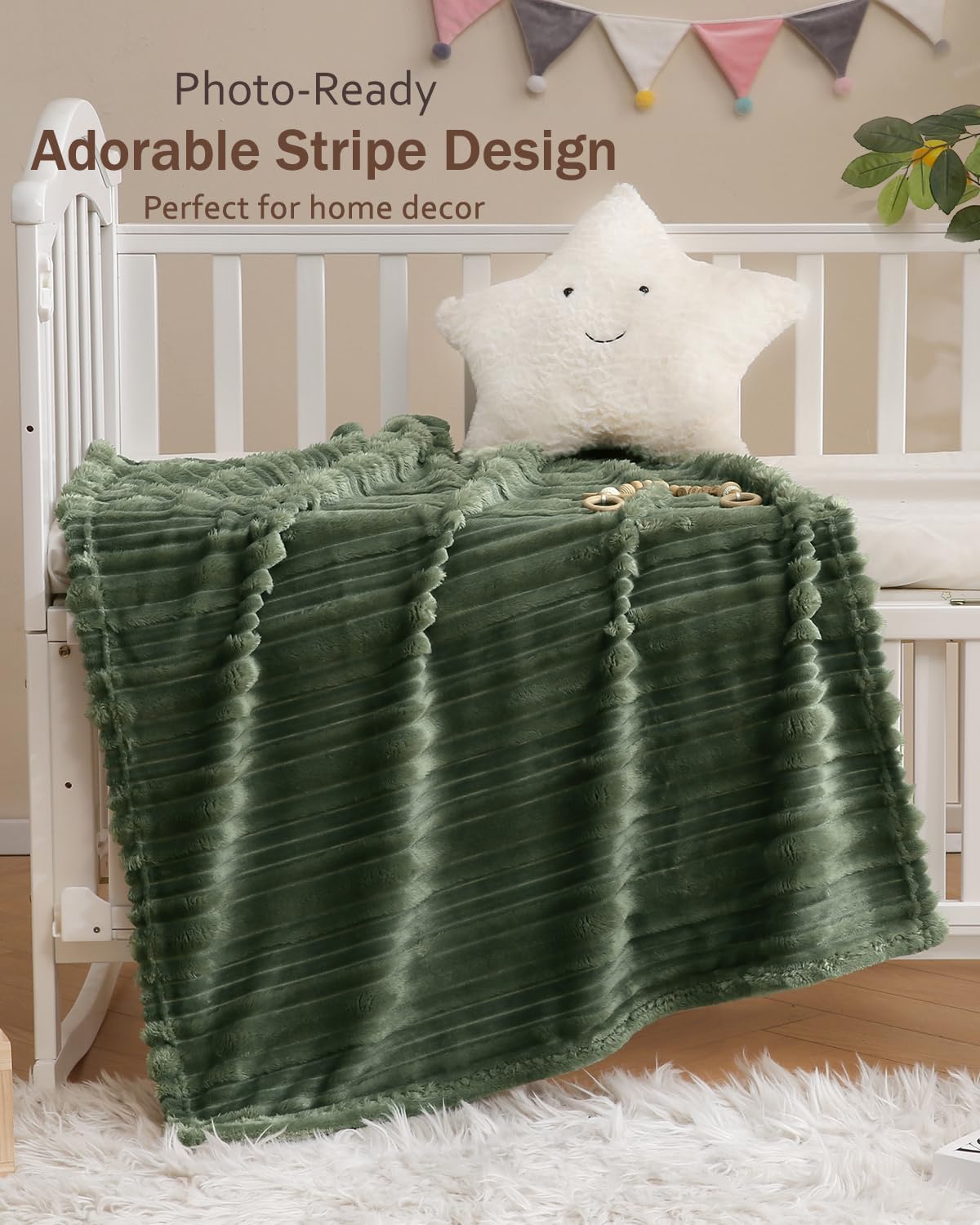 HOMRITAR Fleece Blanket - Reversible Stripes 30x40 Inches