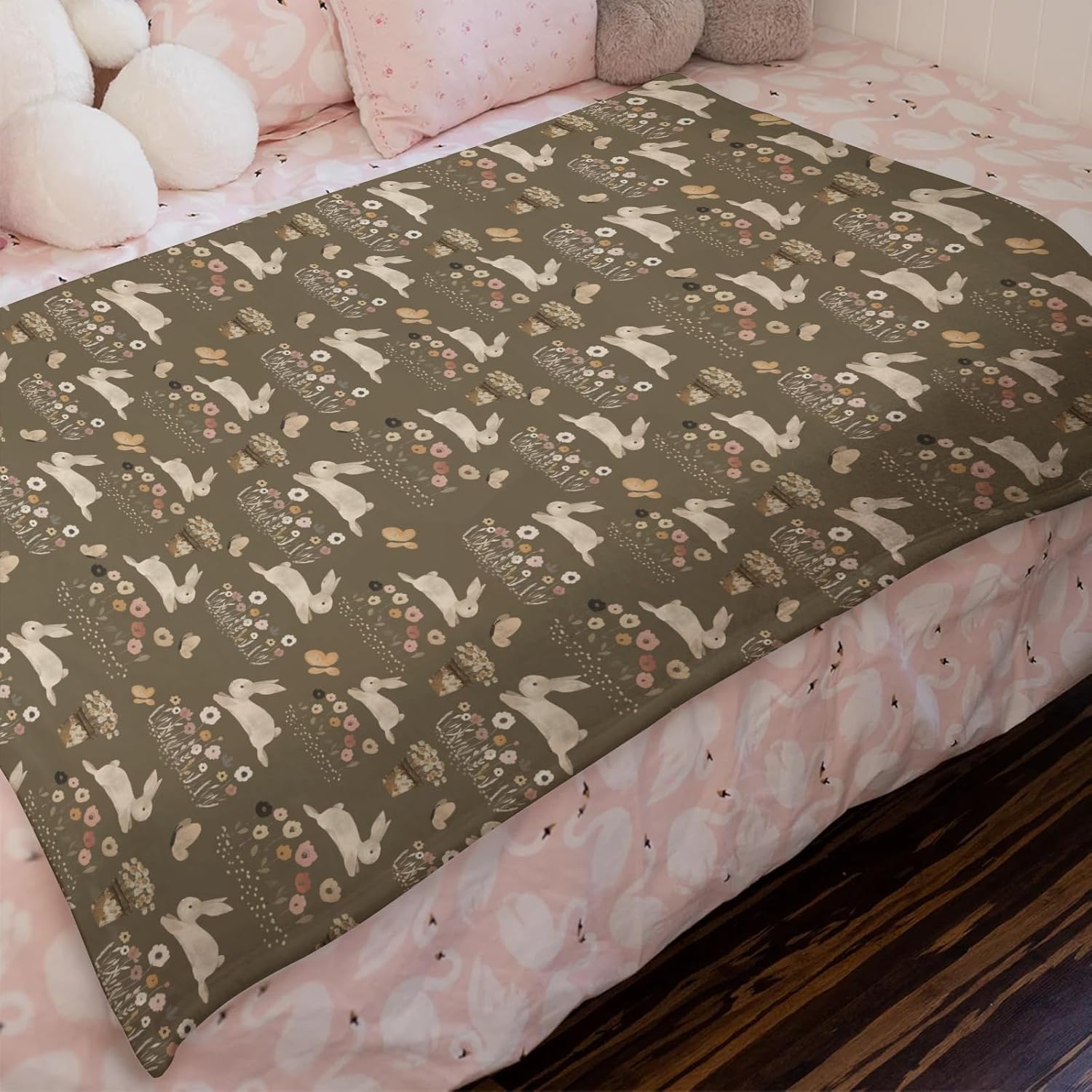 Cute Hopping Bunnies Baby Blanket for Newborn Toddlers