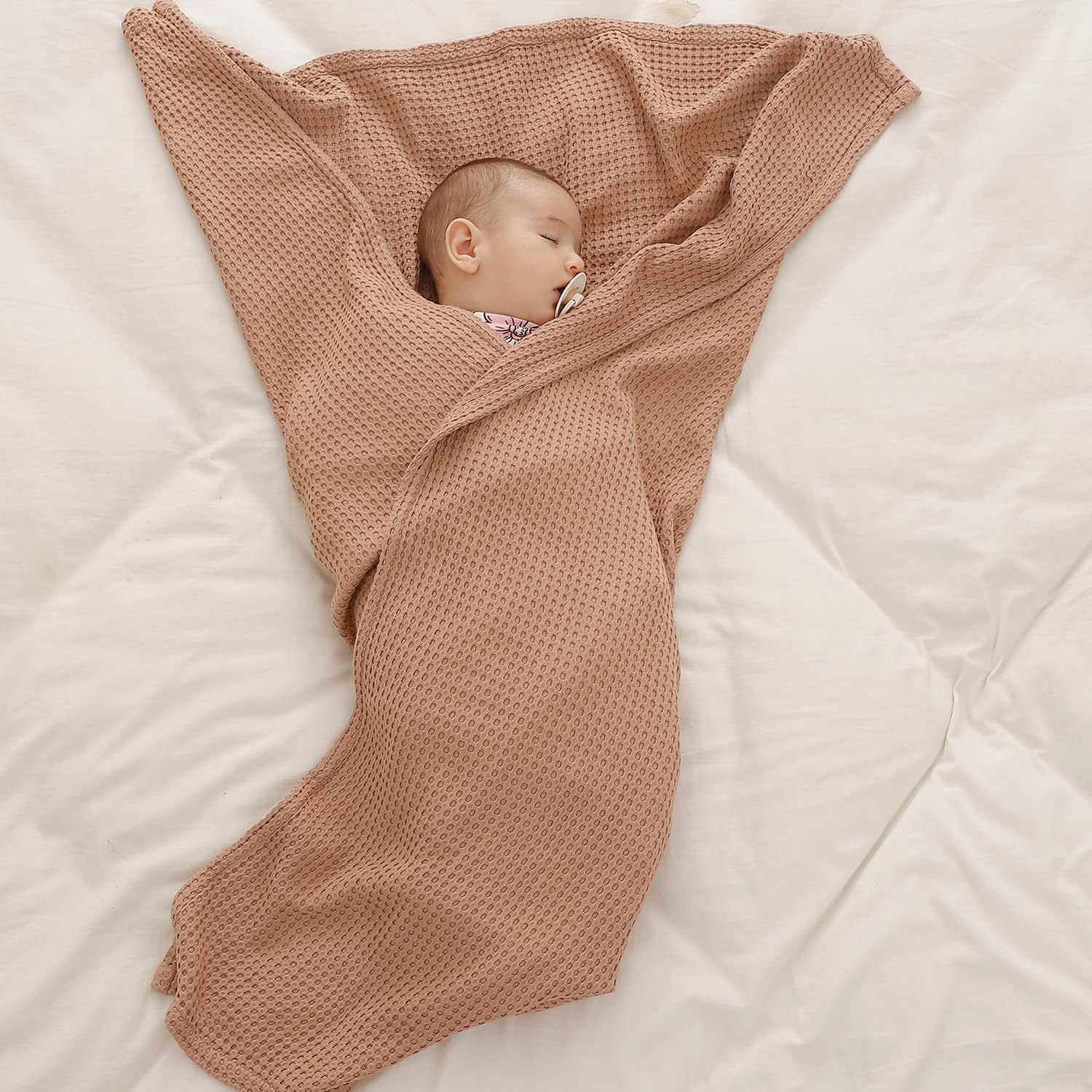 Kloovete 36 x 40 Inch Cooling Waffle Weave Blanket