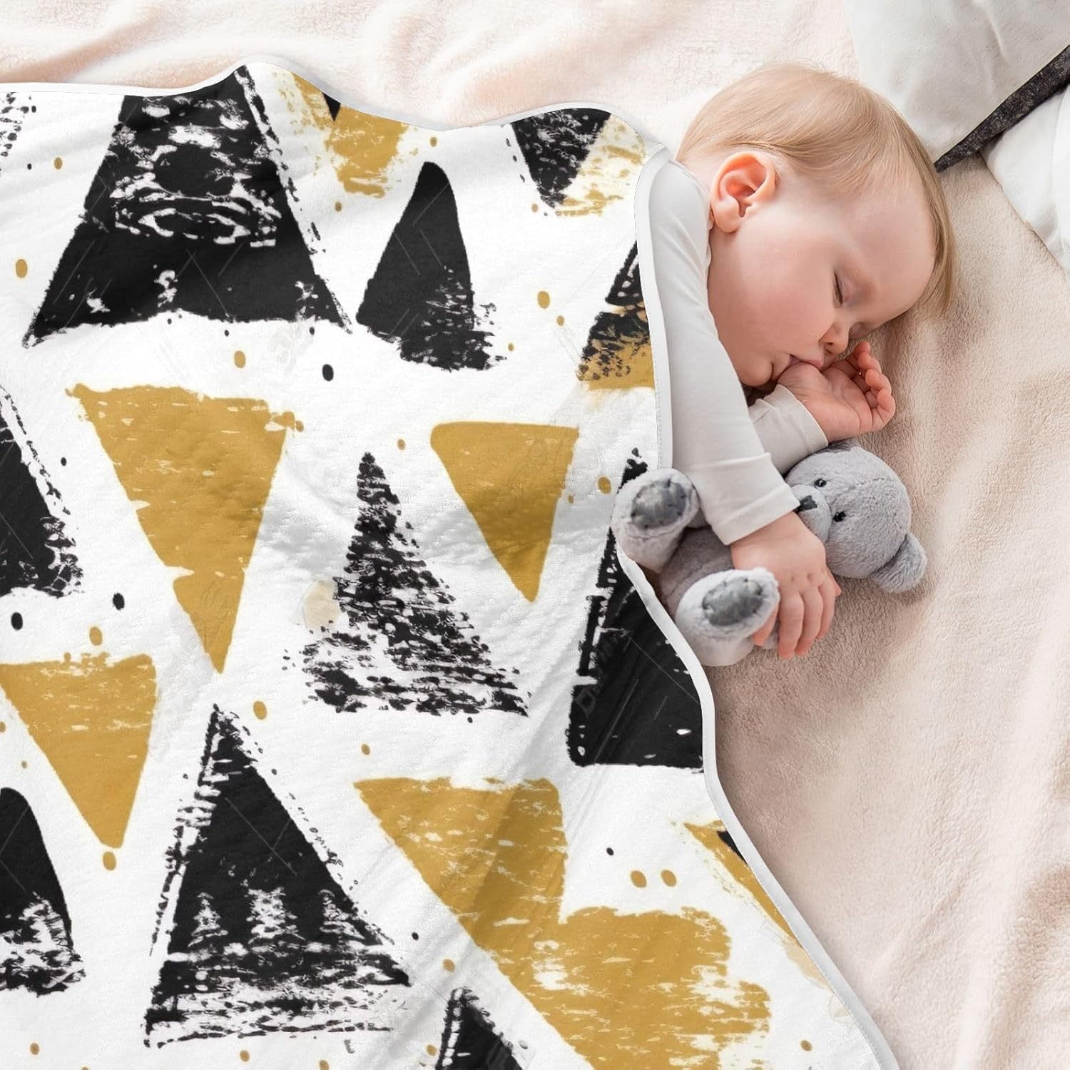 Wassud Black and Gold Triangles Baby Blanket 30x40in
