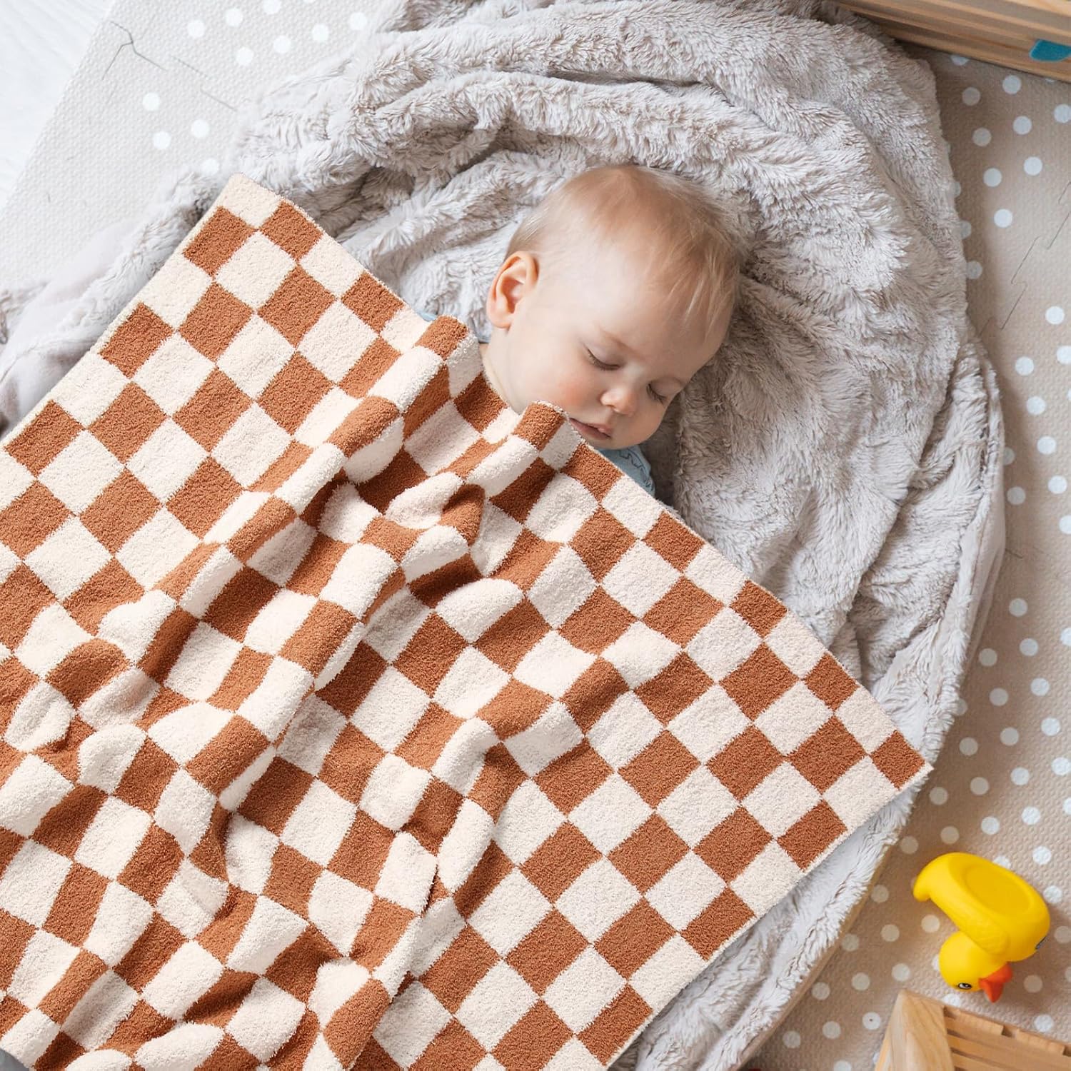 Brown Checkered Fuzzy Throw Blanket Cozy 30x40 Inch