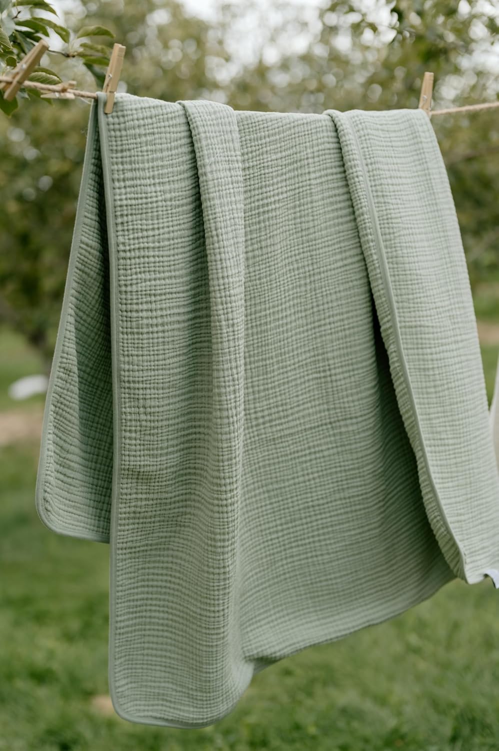 Oilo Premium Muslin Baby Blanket - 8-Layer Sea Moss Sage Green