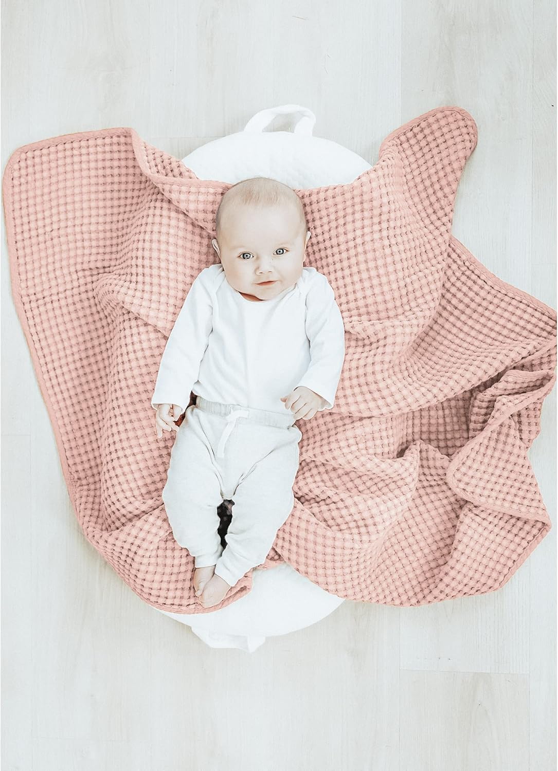 Konssy Waffle Baby Blanket - Soft Cozy Lightweight Ideal for Wrapping Pink