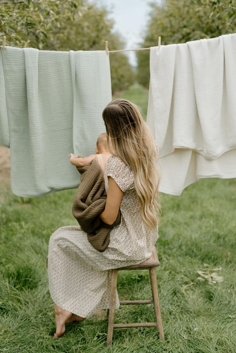 Oilo Premium Muslin Baby Blanket - 8-Layer Sea Moss Sage Green