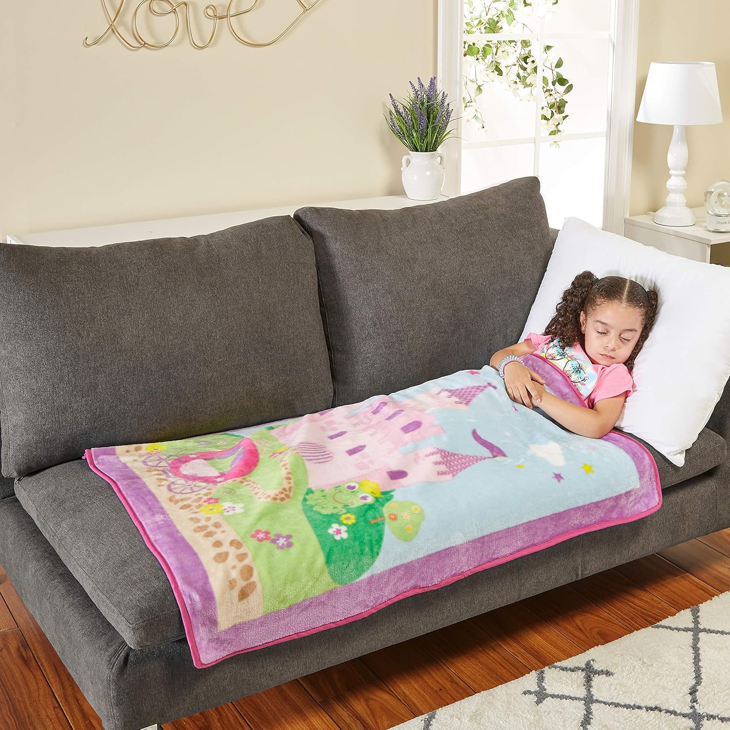 EVERYDAY KIDS Toddler Throw Blanket - Princess Storyland